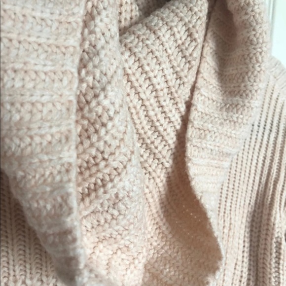 H&M Knit Pink Sweater turtleneck soft - Picture 3 of 4